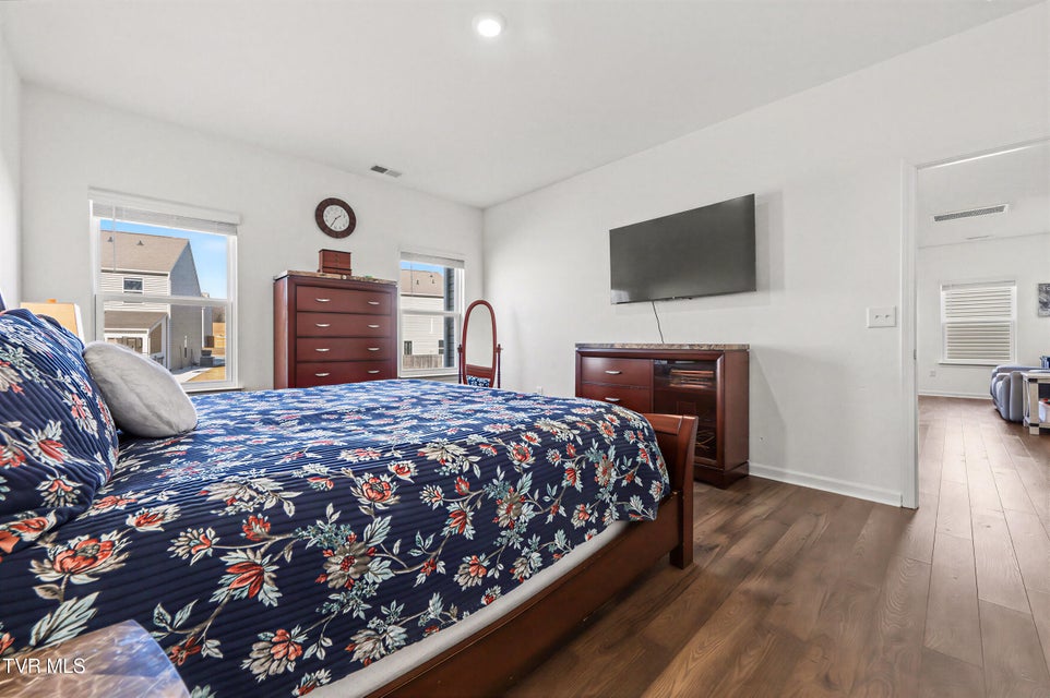 Photo #27: 137 Sweet Pea Trail