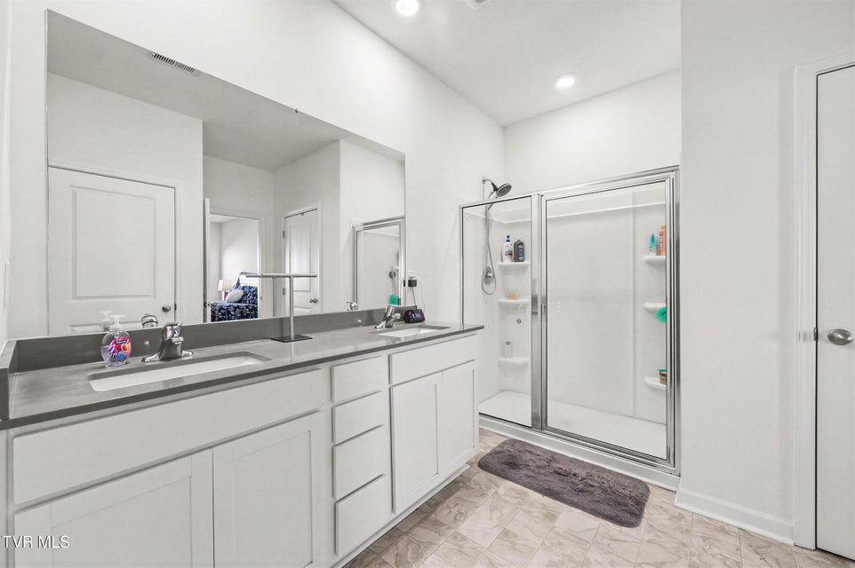 Photo #31: 137 Sweet Pea Trail