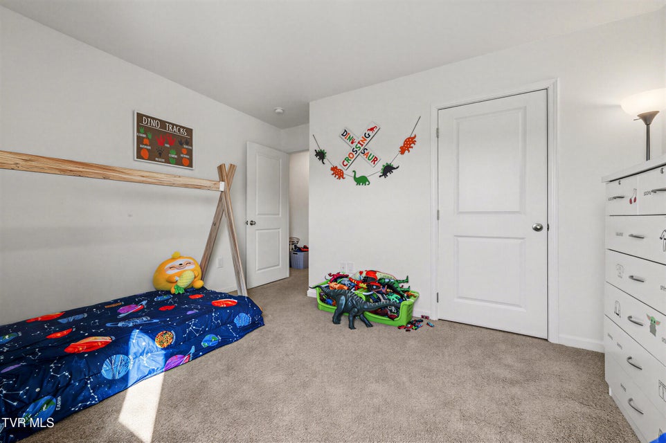 Photo #40: 137 Sweet Pea Trail