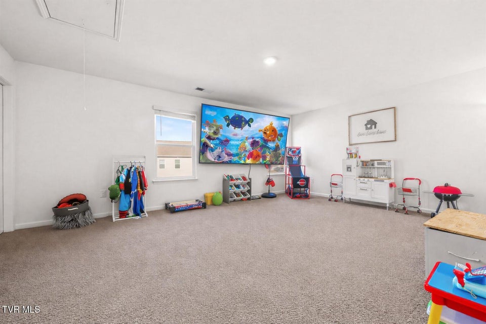 Photo #36: 137 Sweet Pea Trail