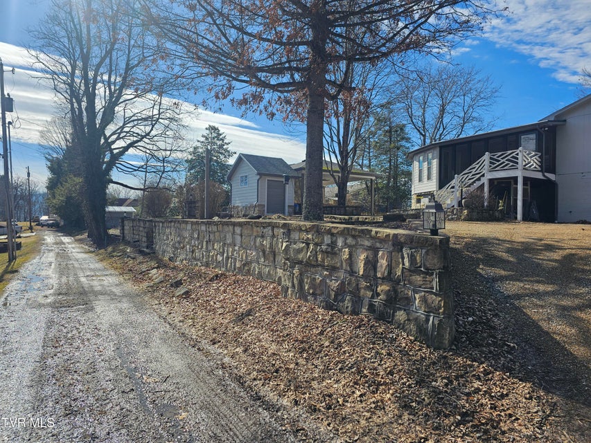 Photo #12: 305 Apple Drive