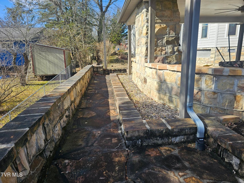 Photo #7: 305 Apple Drive