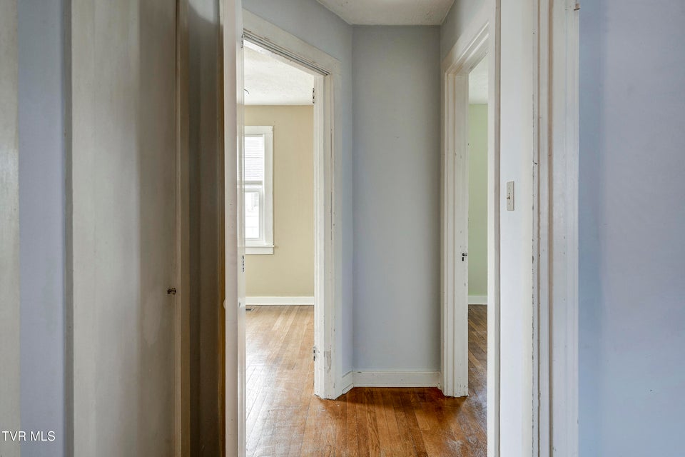 Photo #16: 511 Highland Avenue