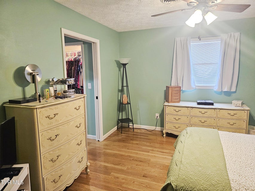 Photo #34: 305 Apple Drive