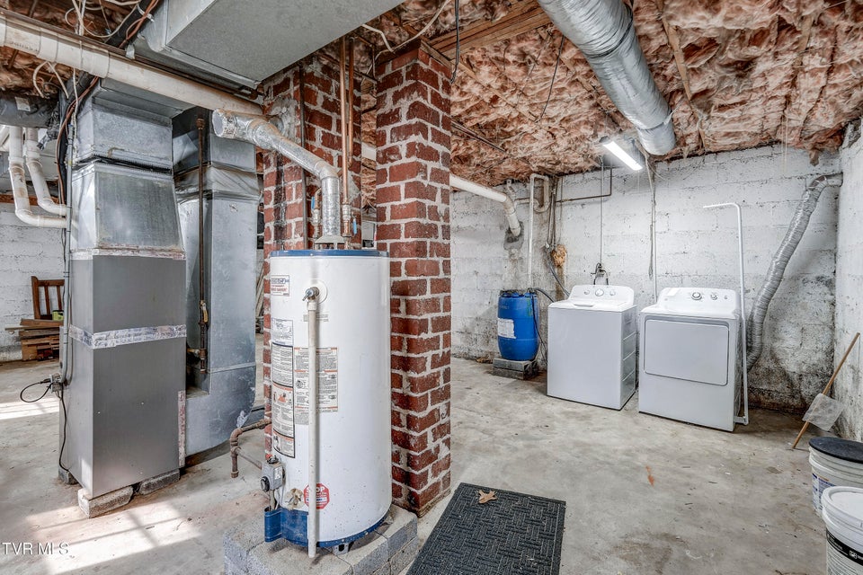 Photo #22: 511 Highland Avenue