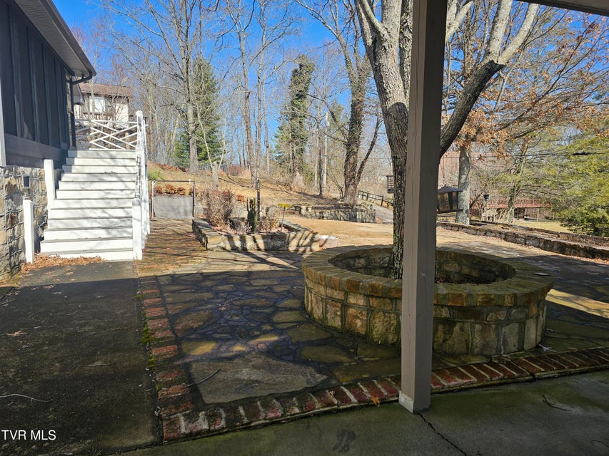 Photo #89: 305 Apple Drive