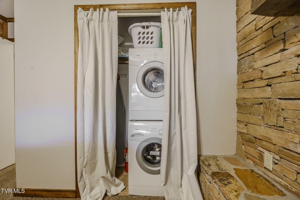 Photo #18: 1712 Lake View Circle