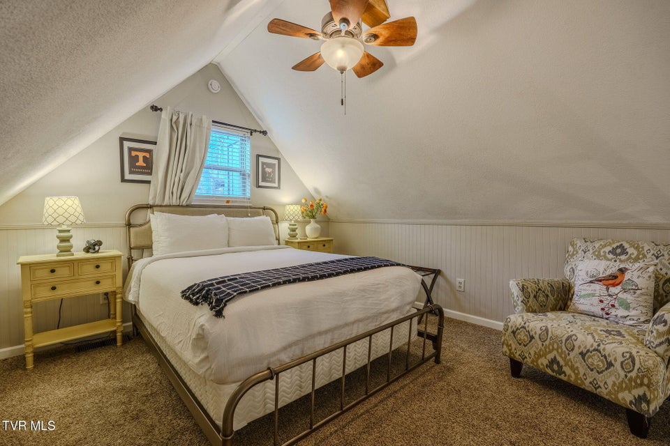 Photo #14: 1712 Lake View Circle