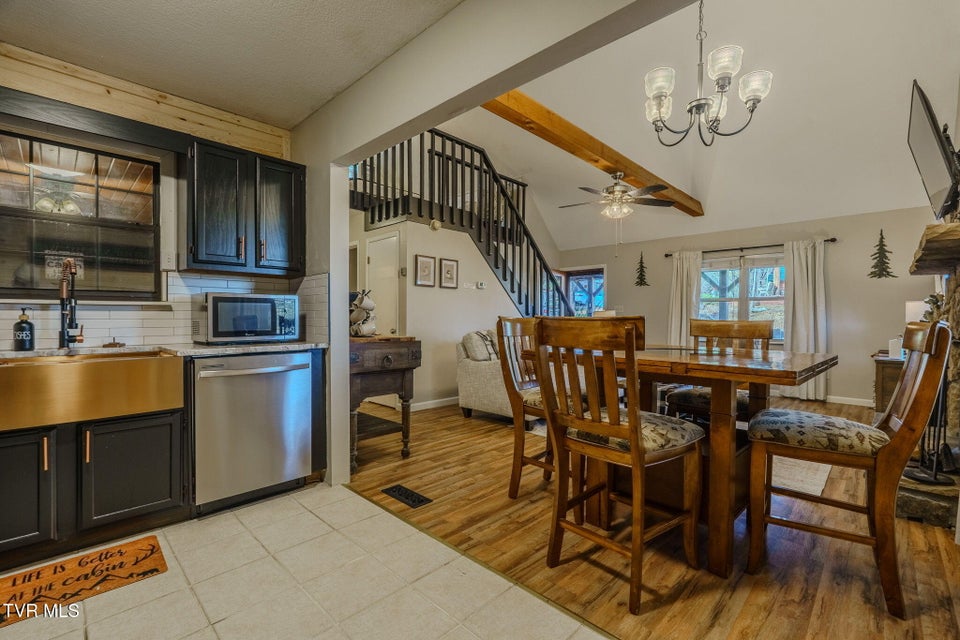 Photo #8: 1712 Lake View Circle