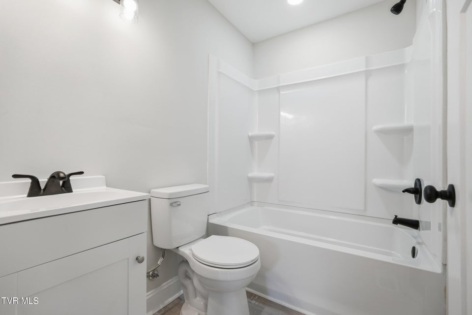 Photo #42: 145 New Street