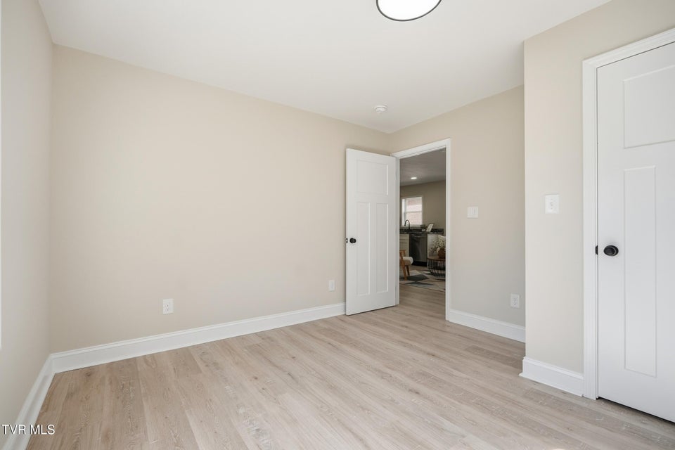 Photo #48: 145 New Street