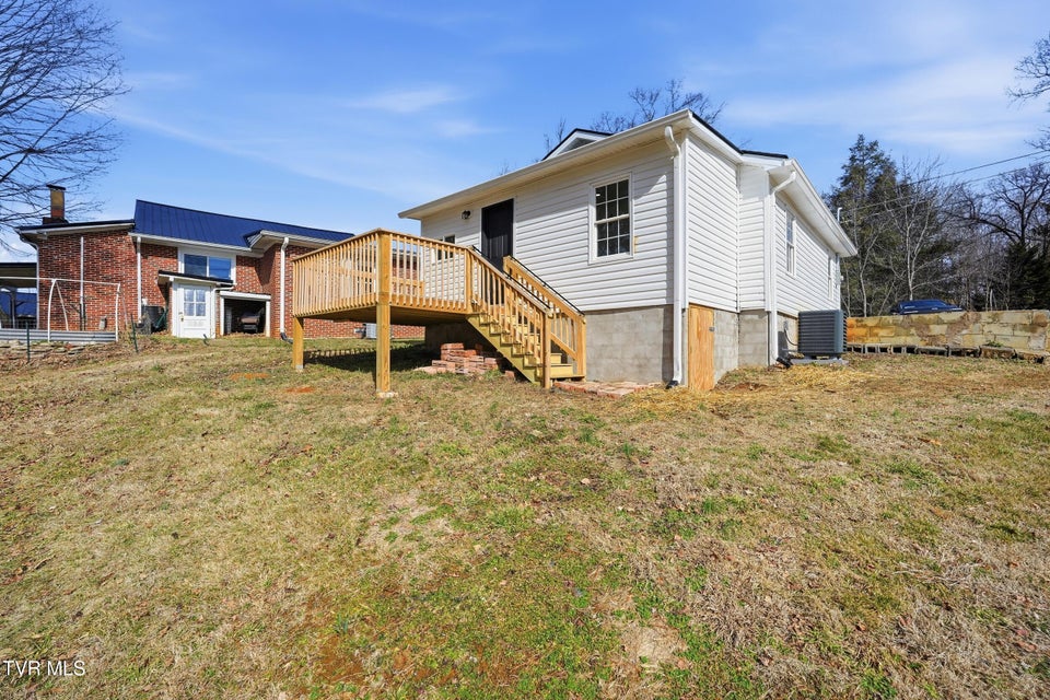 Photo #55: 145 New Street