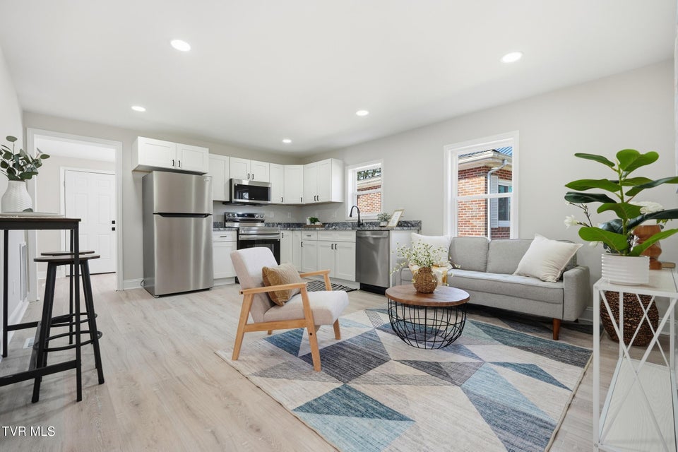 Photo #6: 145 New Street