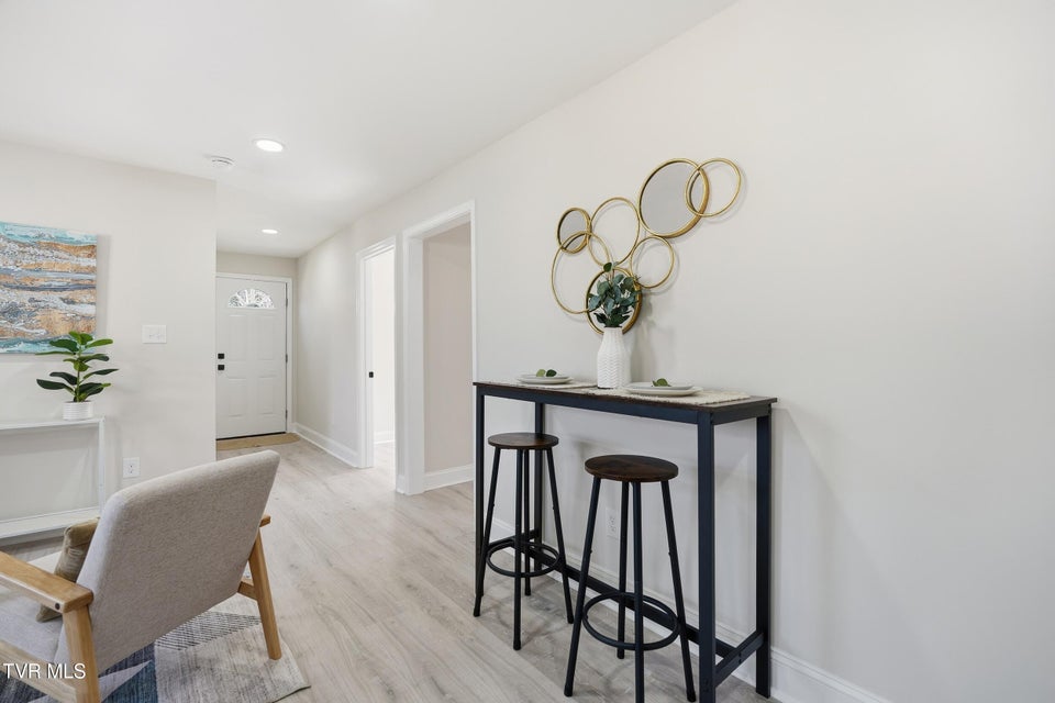 Photo #12: 145 New Street