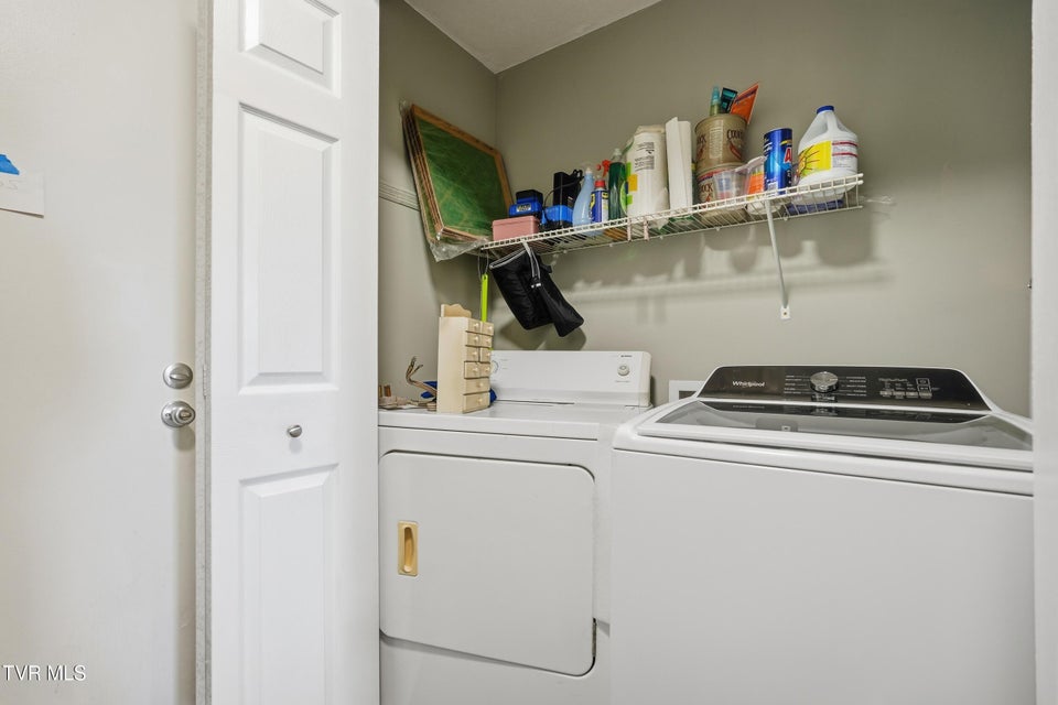 Photo #14: 109 Canterbury Lane