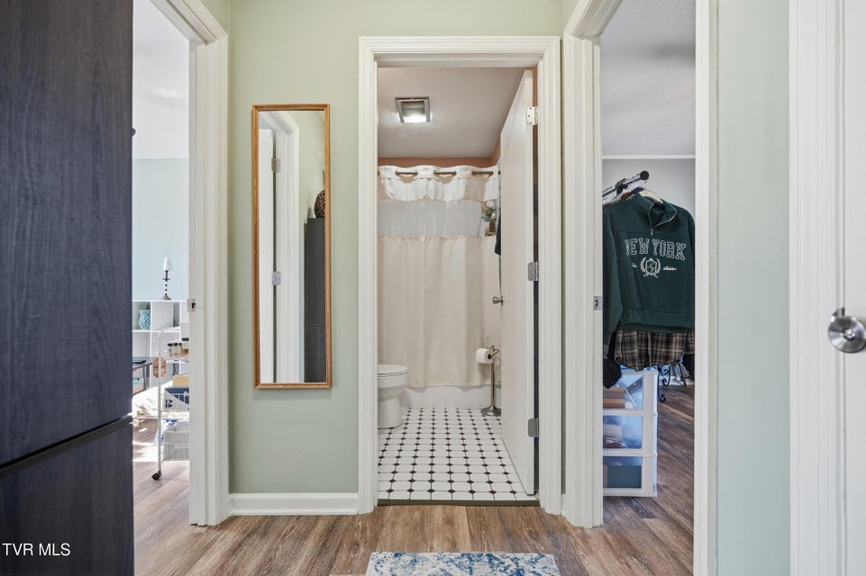 Photo #18: 109 Canterbury Lane