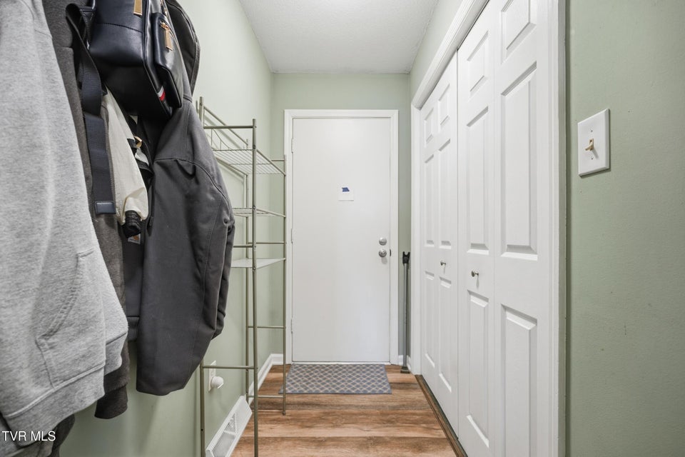 Photo #19: 109 Canterbury Lane