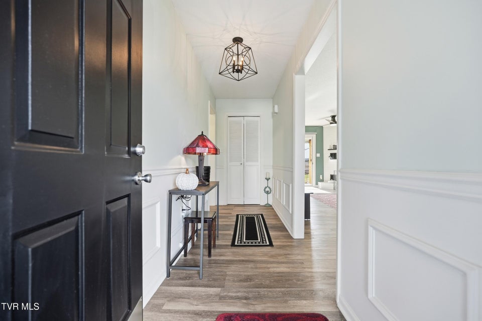 Photo #5: 109 Canterbury Lane