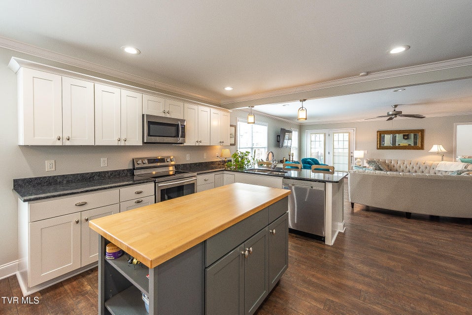 Photo #12: 1603 Maple Ridge Court