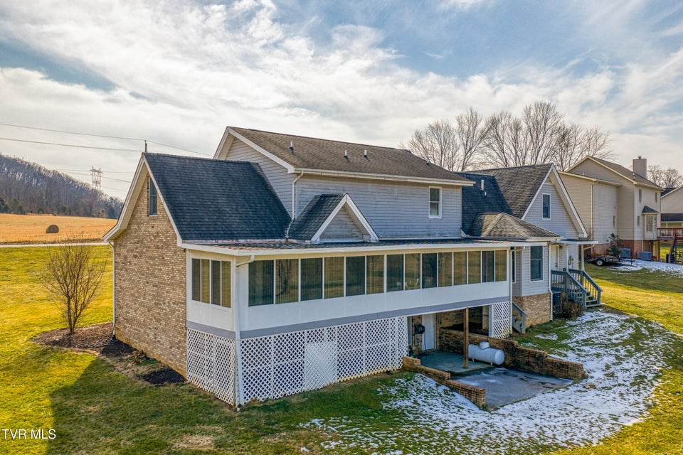 Photo #8: 604 Snapps Ferry Road