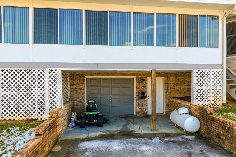 Photo #9: 604 Snapps Ferry Road