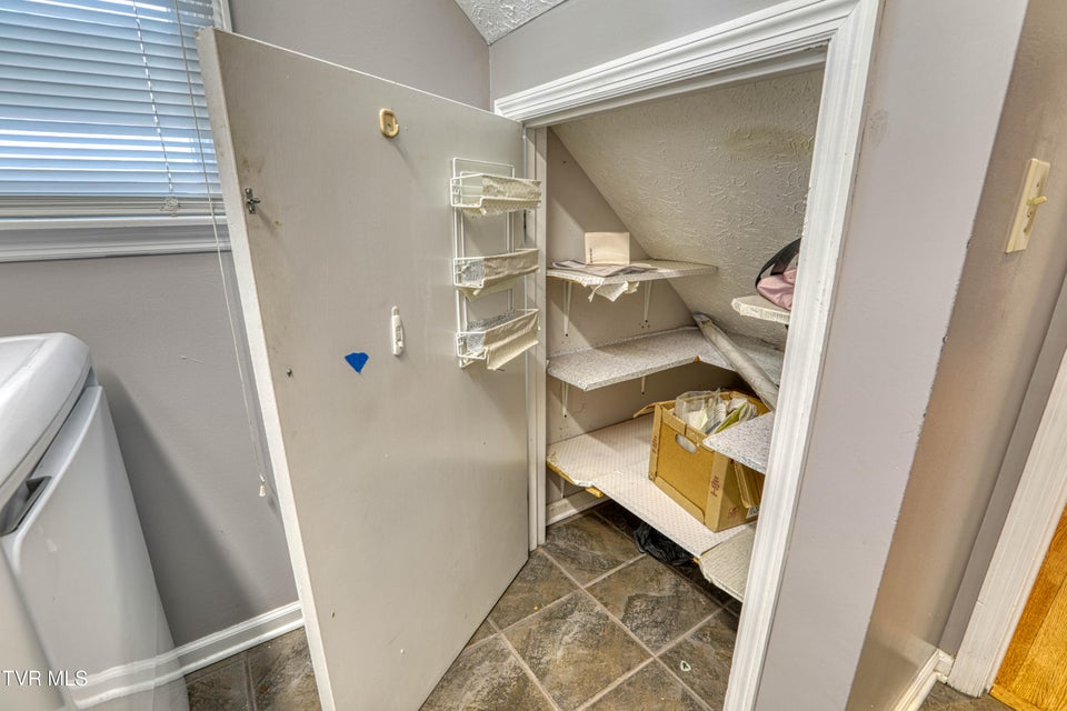 Photo #37: 604 Snapps Ferry Road