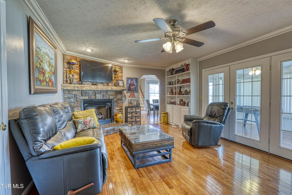 Photo #39: 604 Snapps Ferry Road