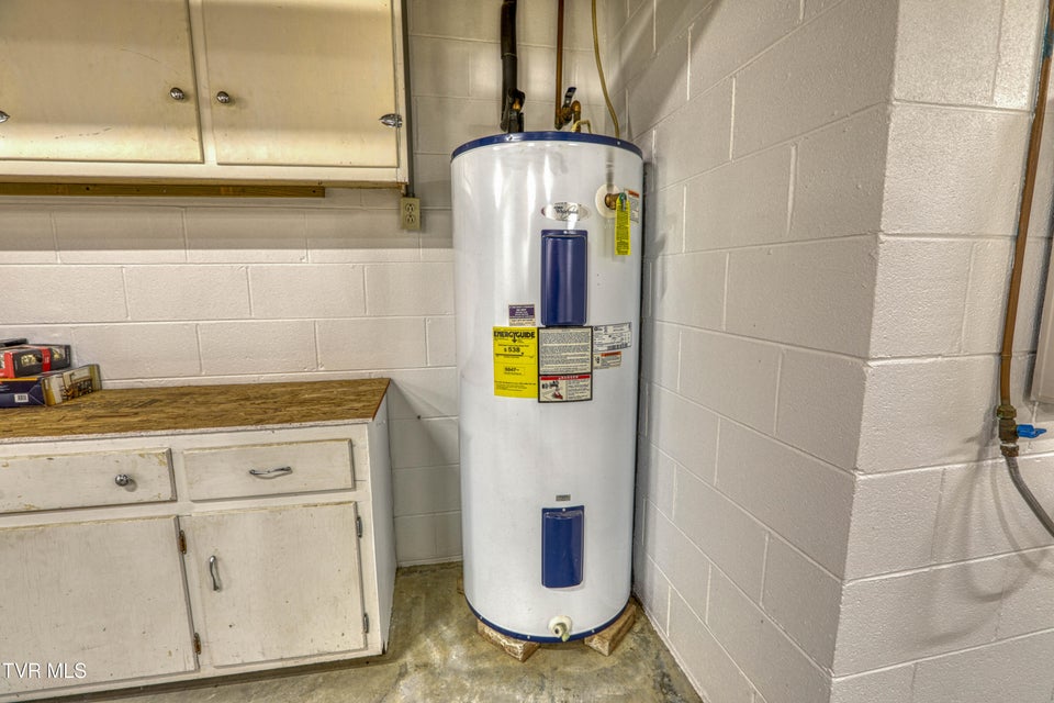 Photo #87: 604 Snapps Ferry Road