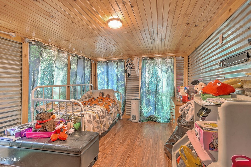 Photo #15: 8463-8473 Asheville Highway