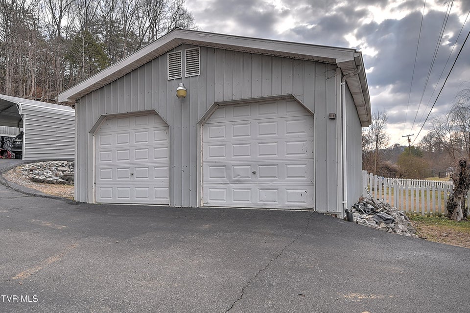 Photo #7: 8463-8473 Asheville Highway