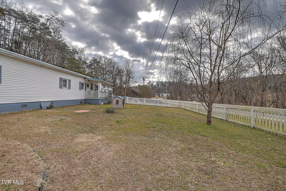 Photo #33: 8463-8473 Asheville Highway