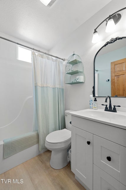 Photo #30: 105 Maple Crest