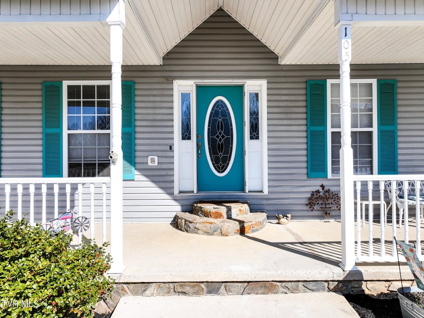 Photo #42: 105 Maple Crest