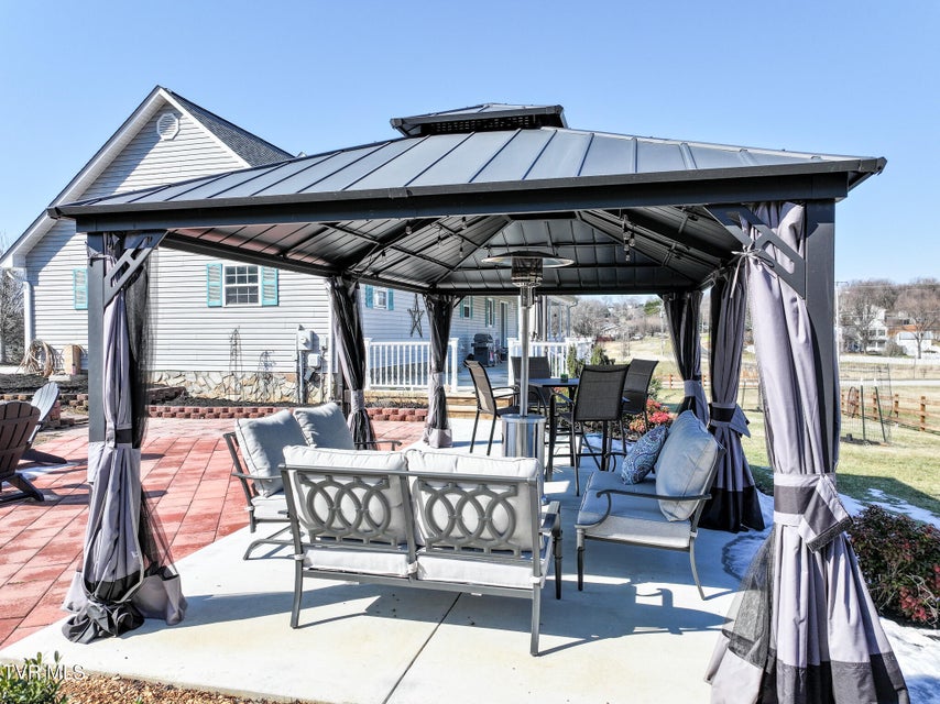 Photo #48: 105 Maple Crest