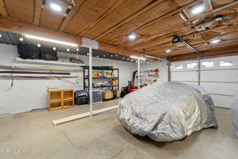 Photo #56: 105 Maple Crest