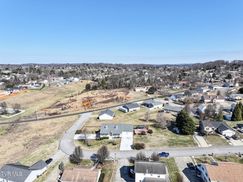 Photo #68: 105 Maple Crest