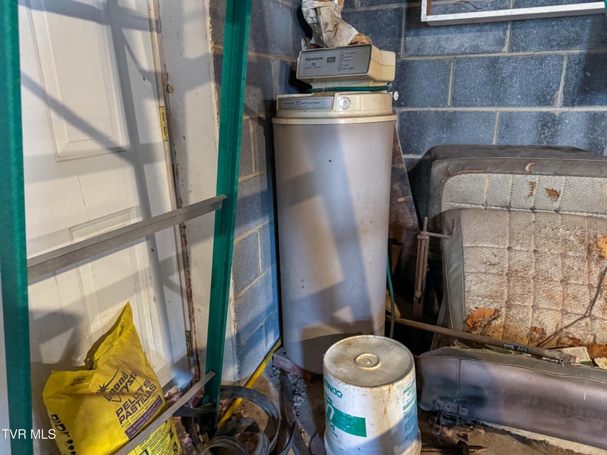 Photo #40: 3870 Dulaney Road