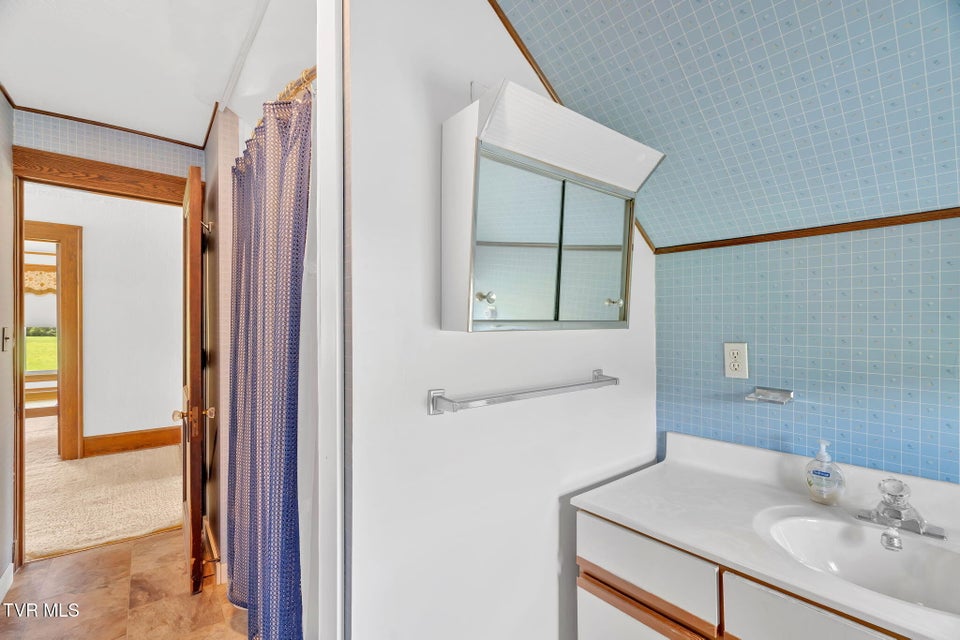 Photo #40: 788 Teas Road