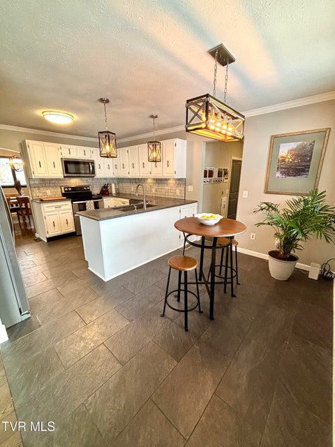 Photo #26: 12996 River Lane