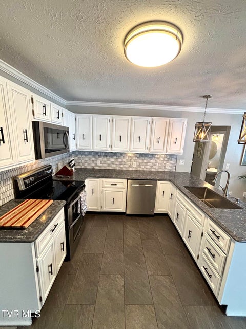 Photo #29: 12996 River Lane