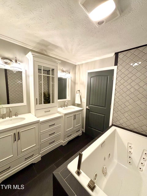 Photo #53: 12996 River Lane