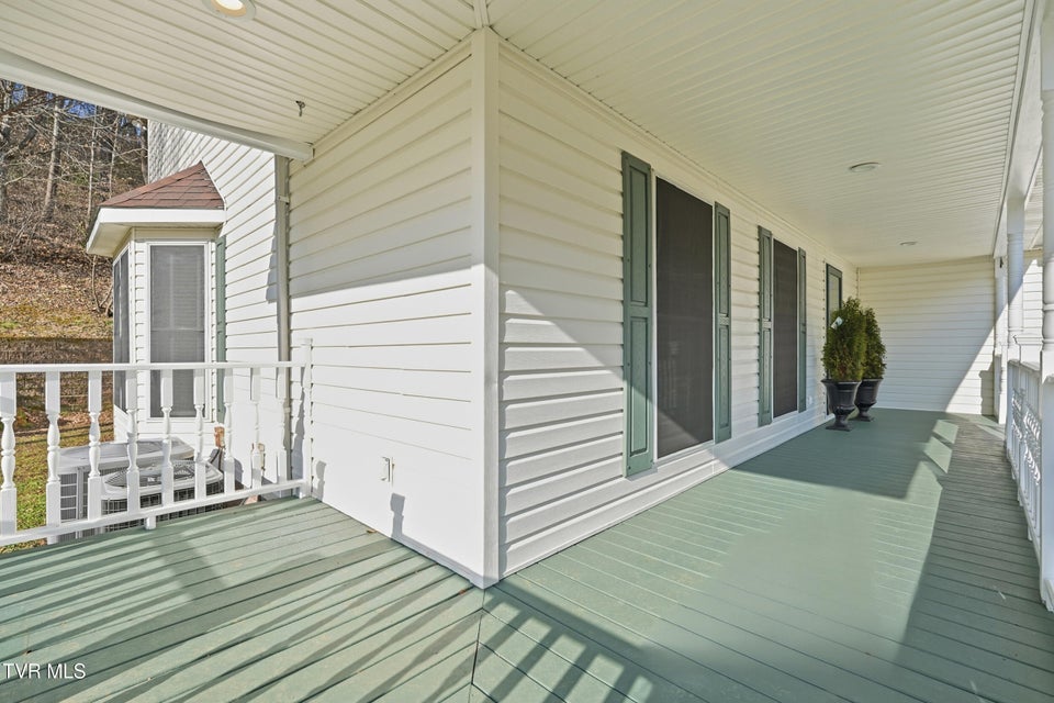 Photo #4: 1617 Valley View Drive