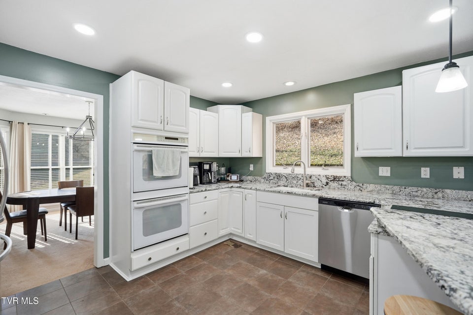 Photo #8: 1617 Valley View Drive