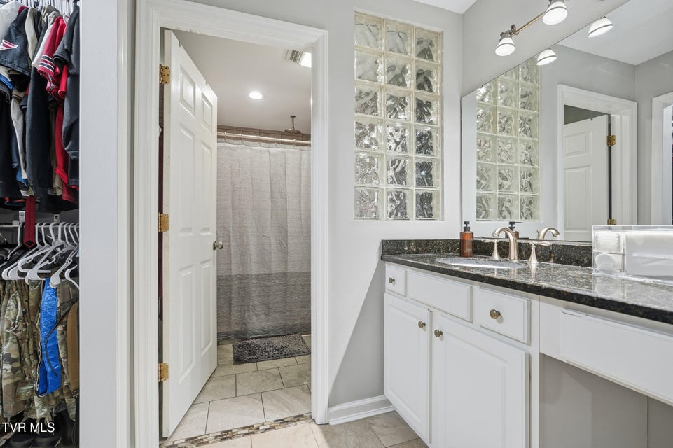 Photo #22: 1617 Valley View Drive