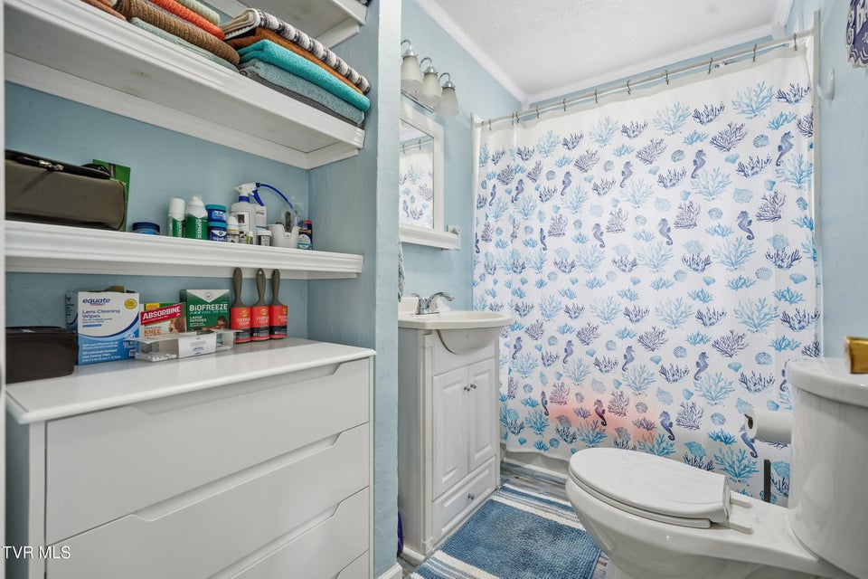 Photo #18: 115 25th N Street