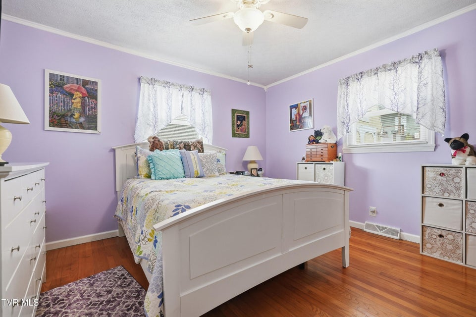 Photo #21: 115 25th N Street