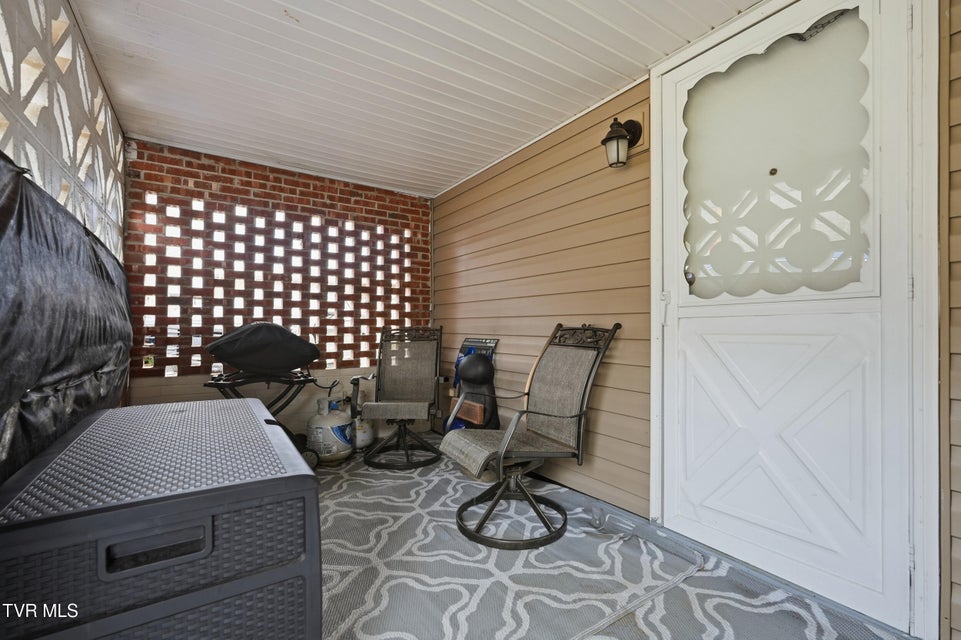 Photo #24: 115 25th N Street