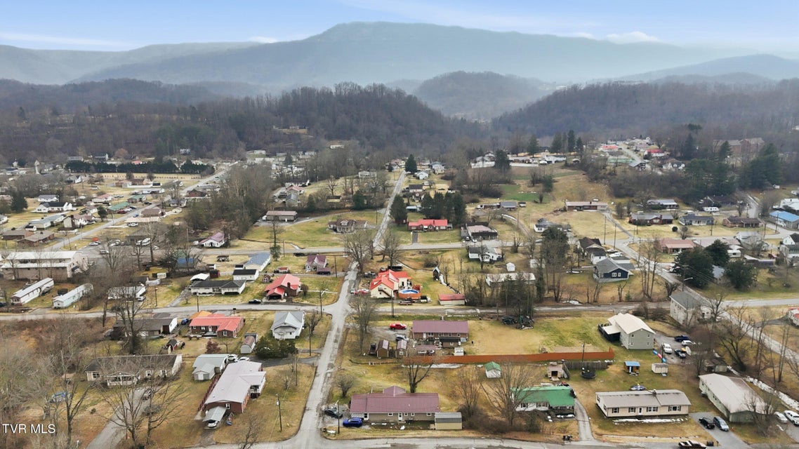 Photo #38: 115 25th N Street