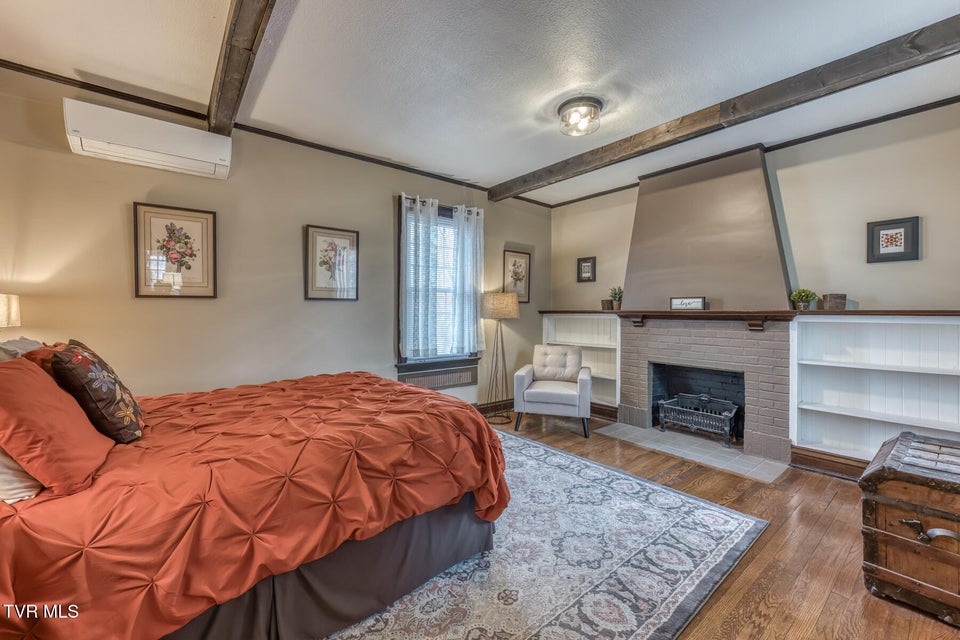 Photo #26: 1245 Watauga Street