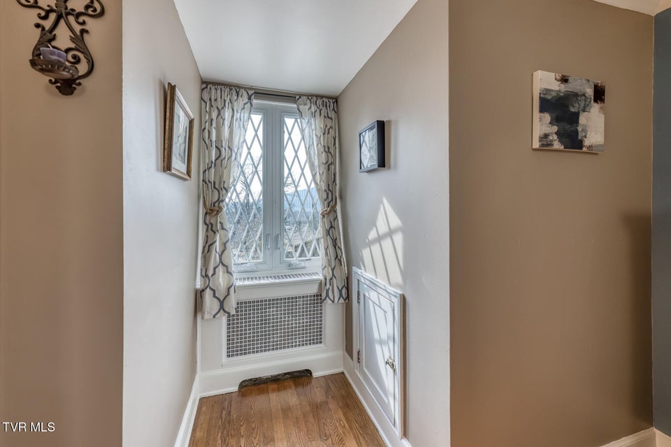 Photo #39: 1245 Watauga Street